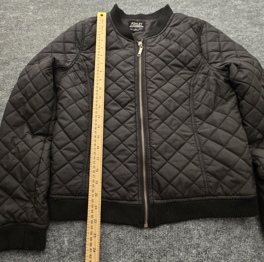 Ashley By 26 International Outerwear Black Quilted Jacket Size Large - Picture 3 of 8